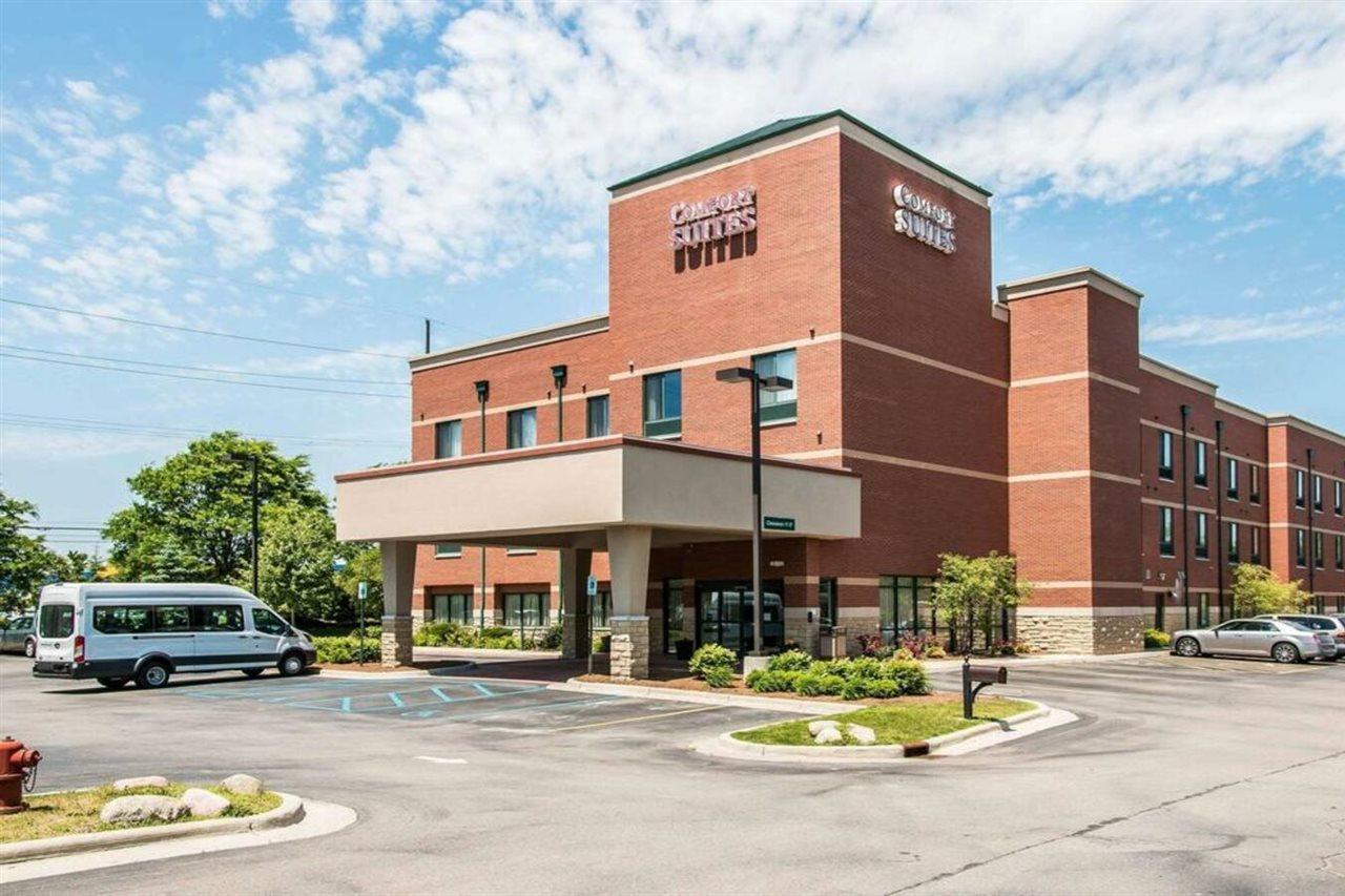 Comfort Suites Canton - Detroit Buitenkant foto