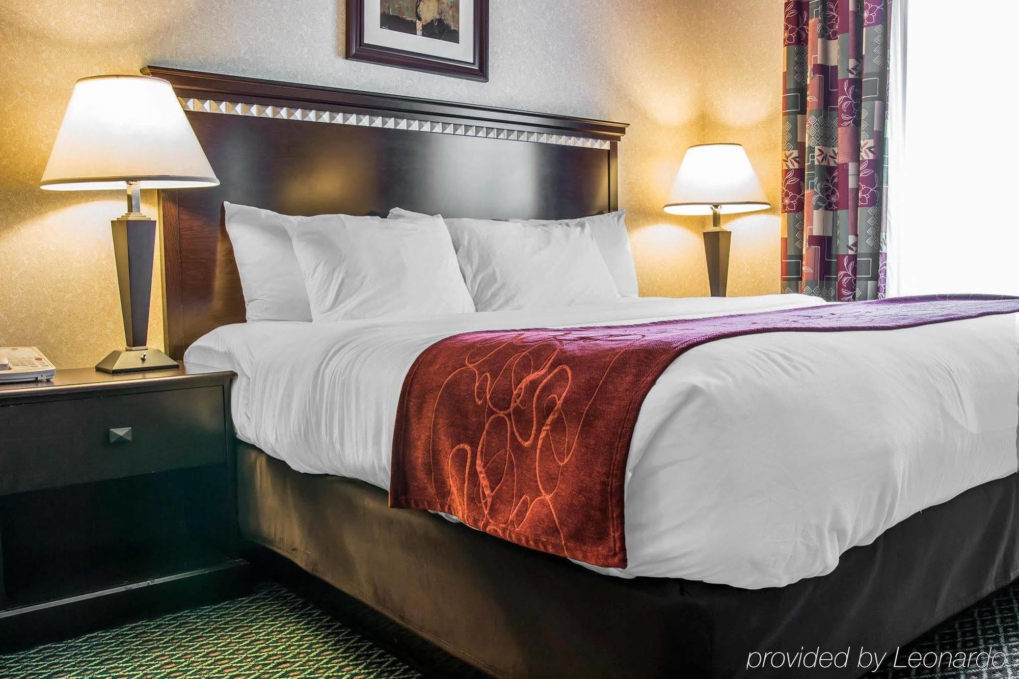 Comfort Suites Canton - Detroit Buitenkant foto